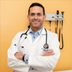 Dr. Fernando Terán Vélez