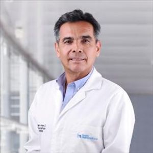 Dr. Gualberto Arias Cobo