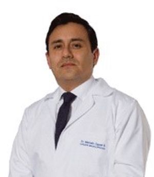 Dr. Marcelo Cazar A.