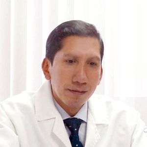 Dr. Edison Zapata Venegas