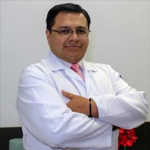 Dr. Carlos Alberto Vaca Pérez