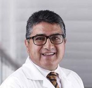 Dr. Ernesto Mantilla Gonzáles