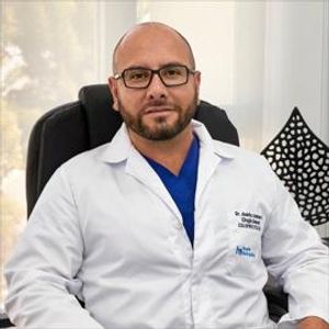 Dr. Andrés Andrade Gómez