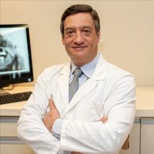 Dr. Marcelo Costales Veintimilla