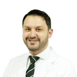 Dr. Vinicio Barzallo S.