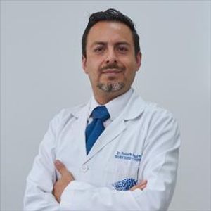 Dr. Roberto Luis Aguirre Capelo