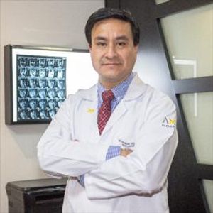 Dr. Patricio Villegas Paredes